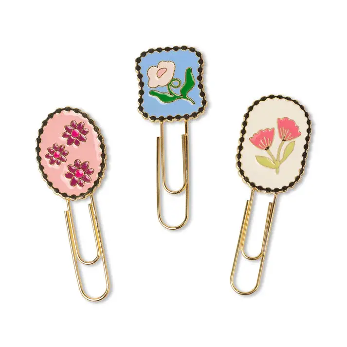 Artfully Framed Floral Paperclip Trio 1