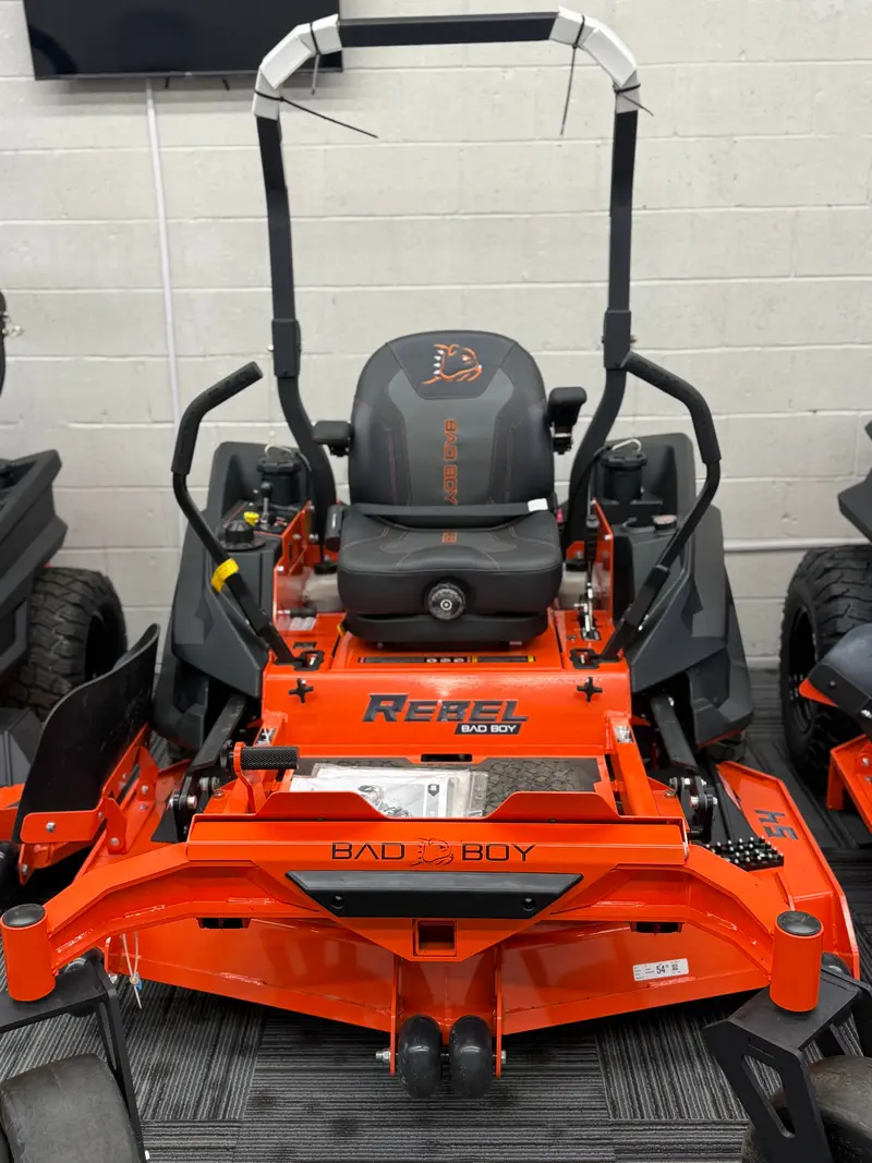 Bad Boy Rebel 54-Inch Zero-Turn Mower – 31Hp Kawasaki Evo Engine 1