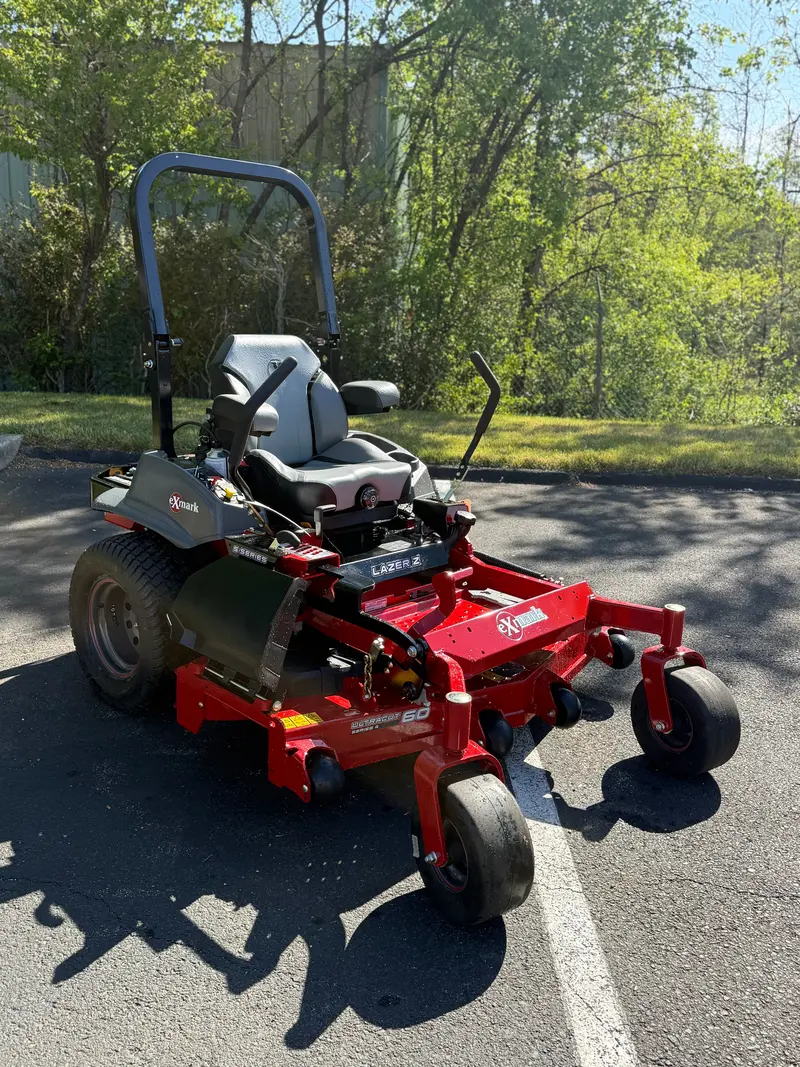 Exmark Lazer Z S-Series 60-Inch Zero-Turn Mower Equipped With 25.5Hp Kawasaki Fx801V And Ultracut Series 4 Deck 1