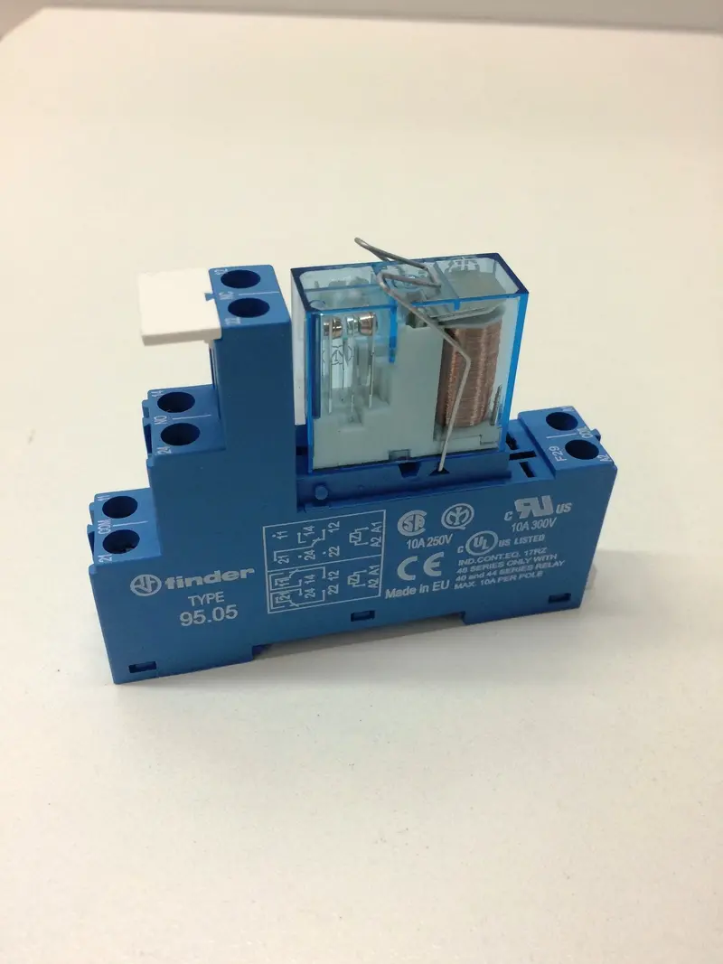 Fravol Relay With Integrated Mounting Holder 1
