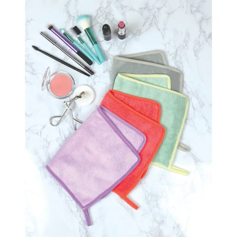 Gentle Reusable Makeup Removal Towel 1