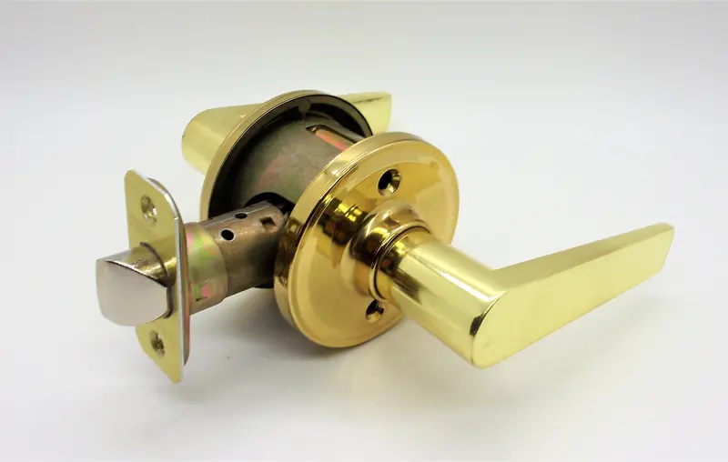 Weiser Kim Passage Lever Set – Bright Brass Finish, Non-Locking Interior Door Hardware #Nla100K3Bx 1
